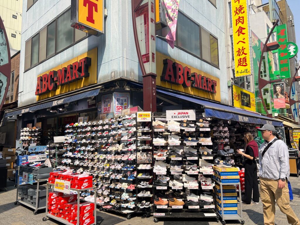 アメ横商店街_ABCマート