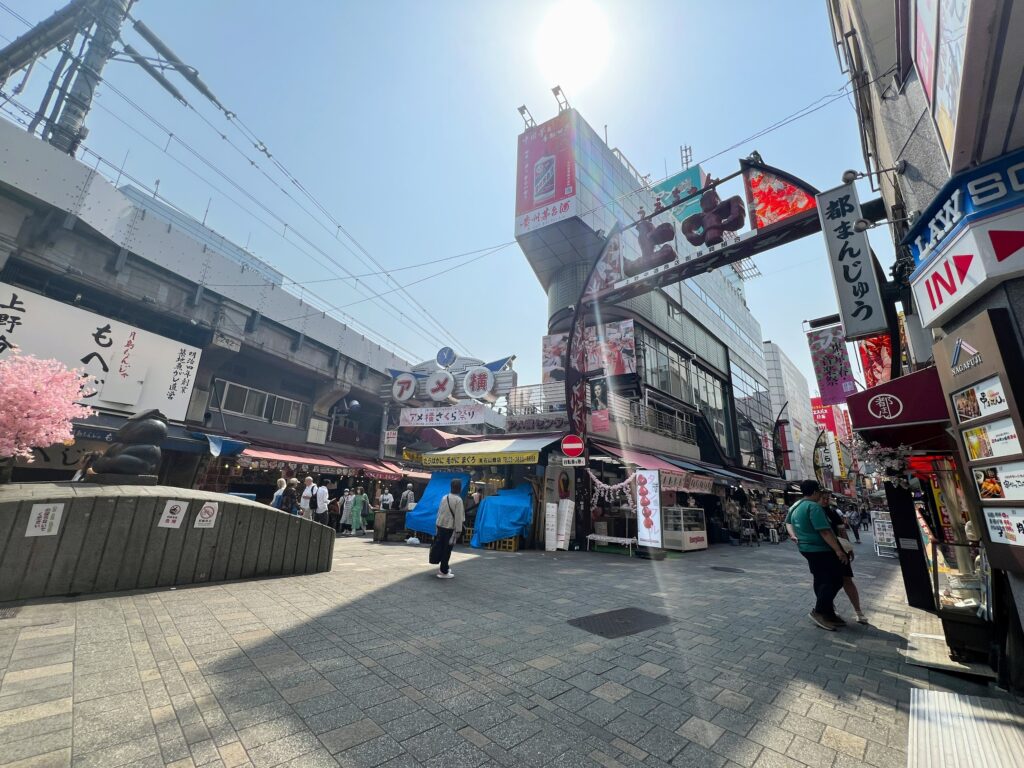 アメ横商店街_「上中(うえちゅん)」