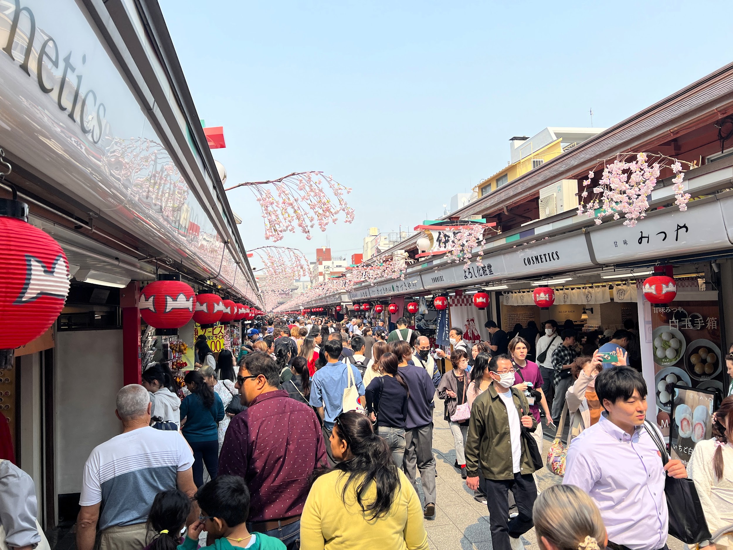 仲見世商店街