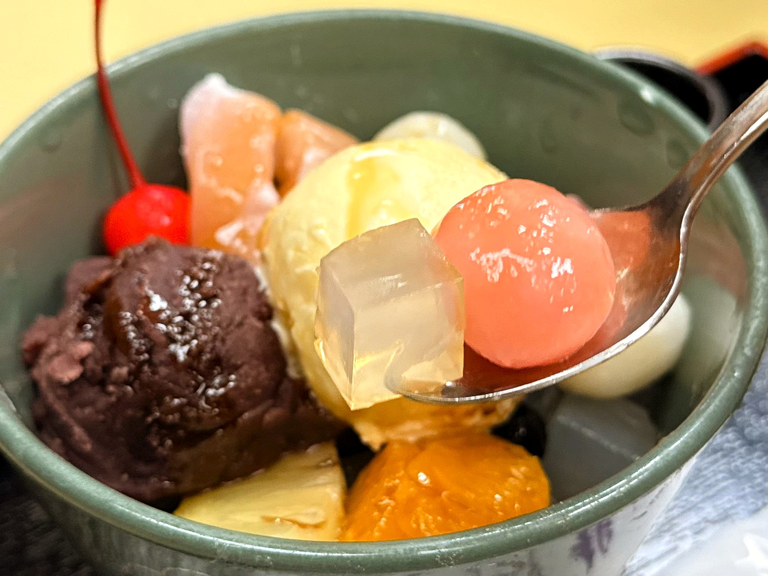 梅園 浅草本店_白玉クリームあんみつ