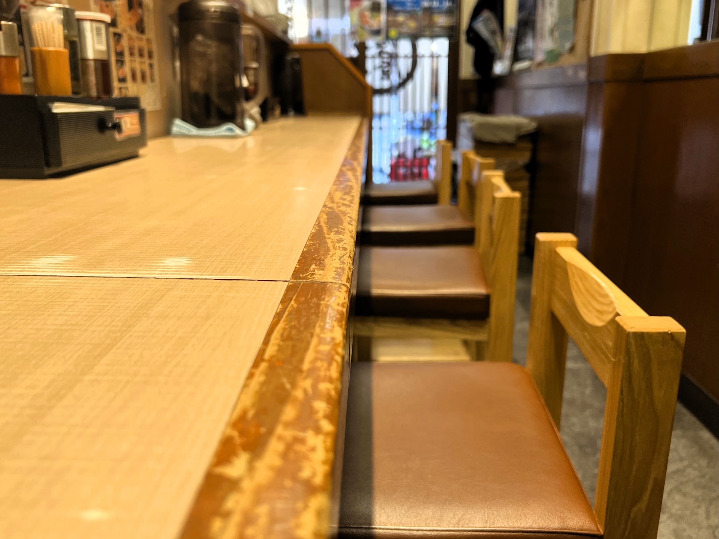 浅草名代らーめん与ろゐ屋_カウンター席