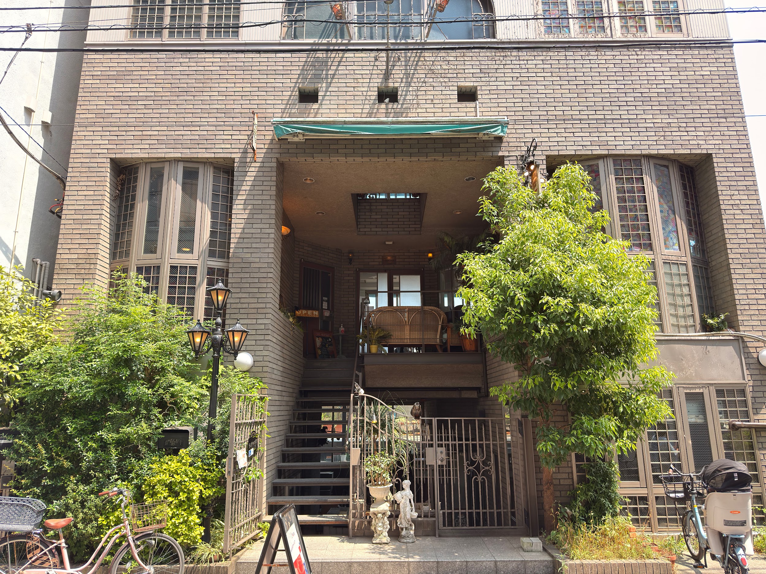 カフェ・ムルソー_外観