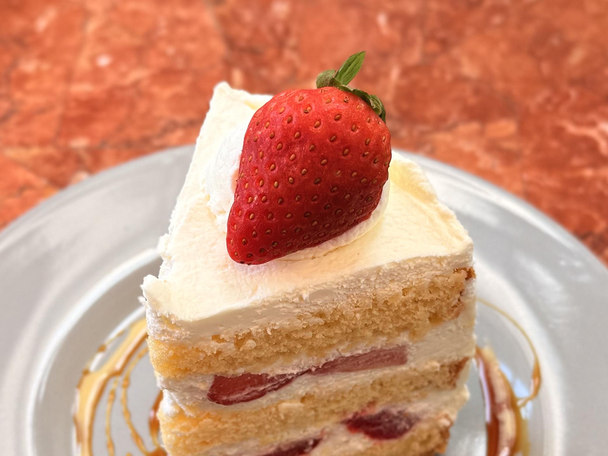 カフェ・ムルソー_いちごのショートケーキ