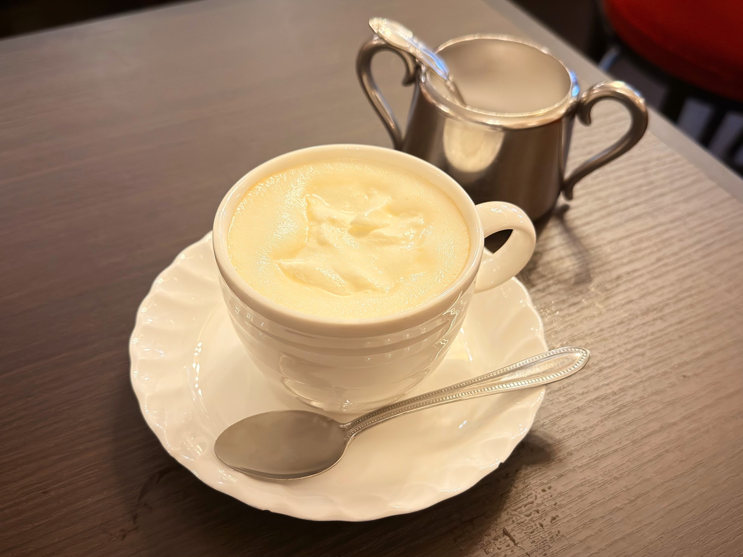 ローヤル珈琲店 本店_クリーミィロワイヤル