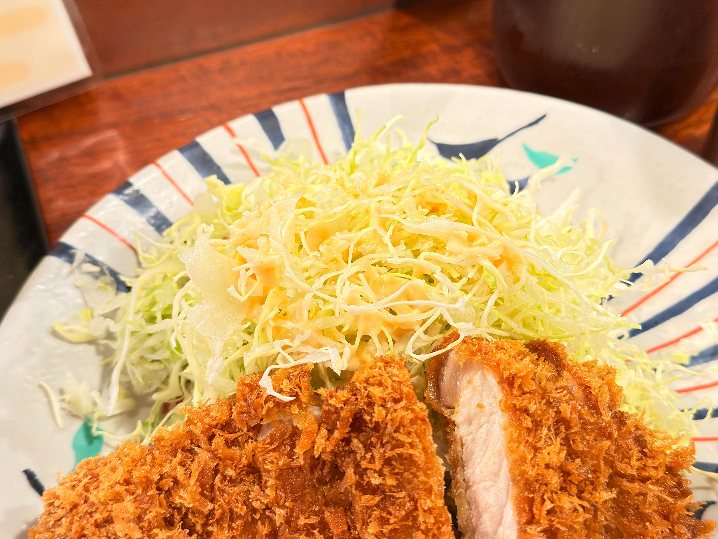 かつ進 三組坂下外神田店_キャベツ