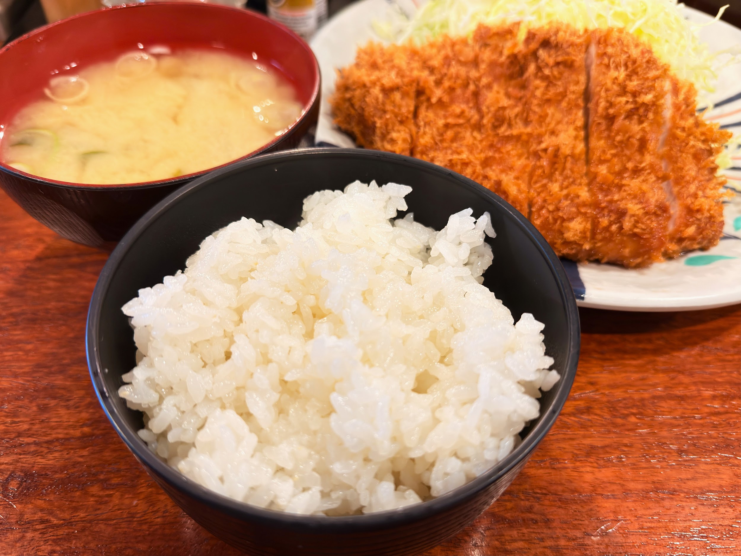 かつ進 三組坂下外神田店_ご飯