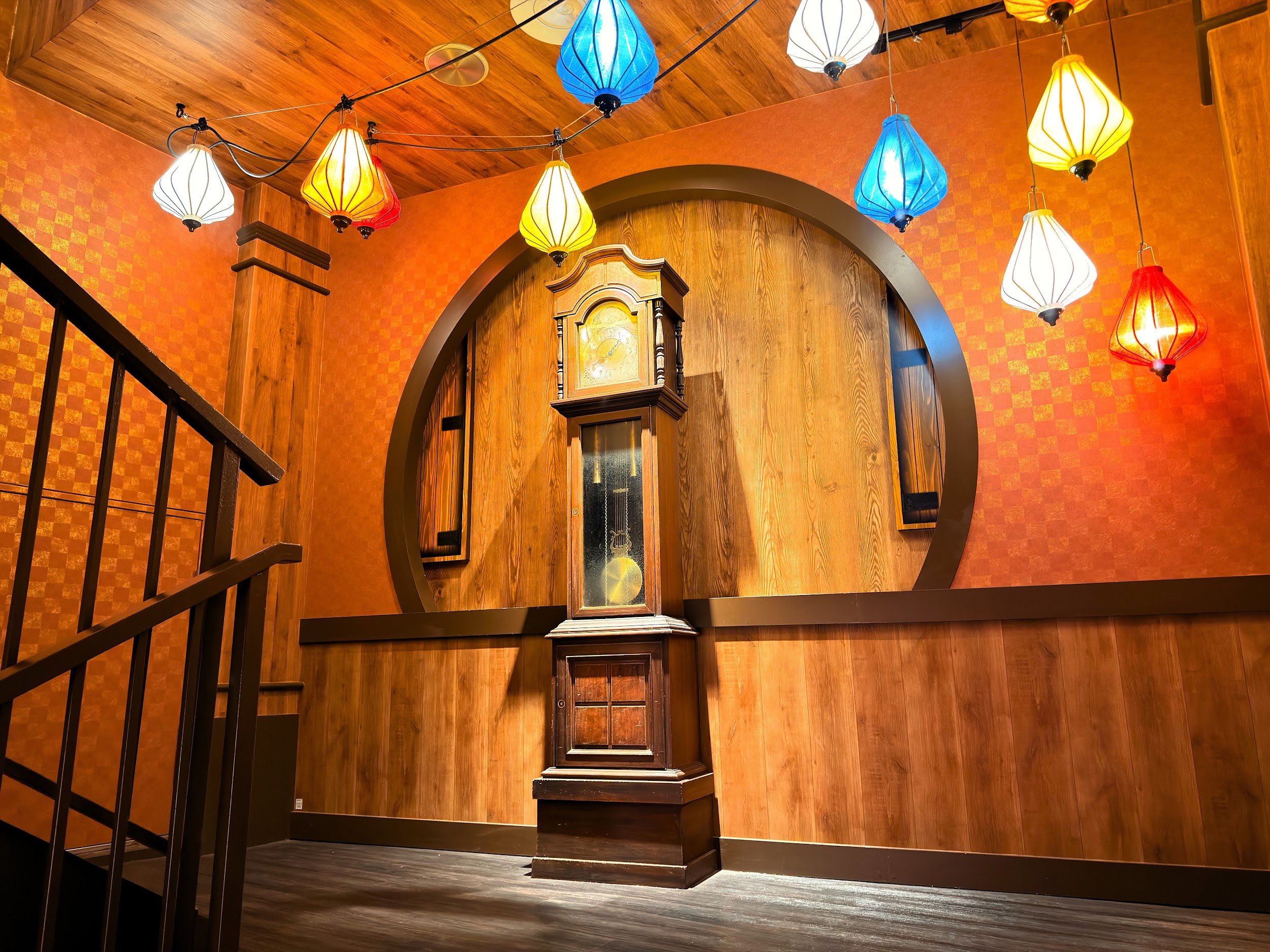 浅草 花やしき_ノスタルジックな雰囲気が漂う素敵な空間