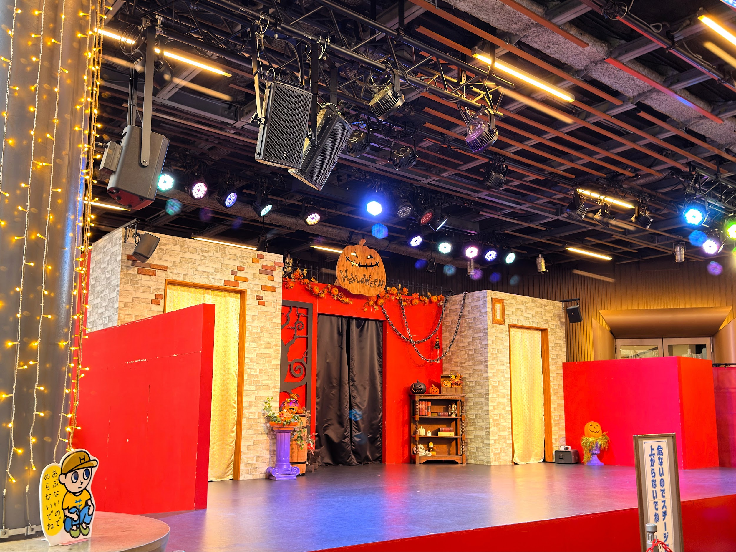 浅草 花やしき_イベントステージ