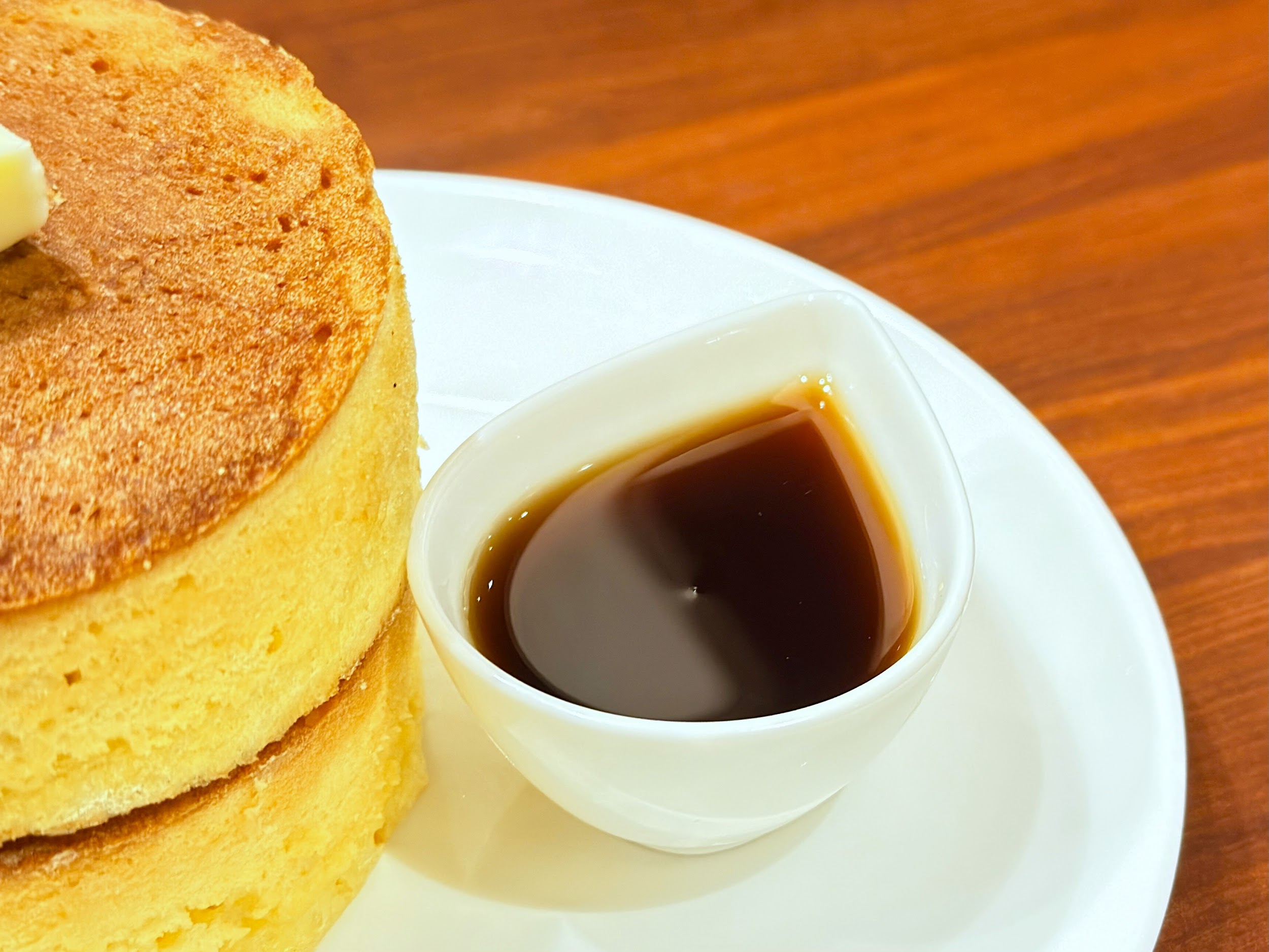 フライング・スコッツマン秋葉原店_添えられたメープルシロップ