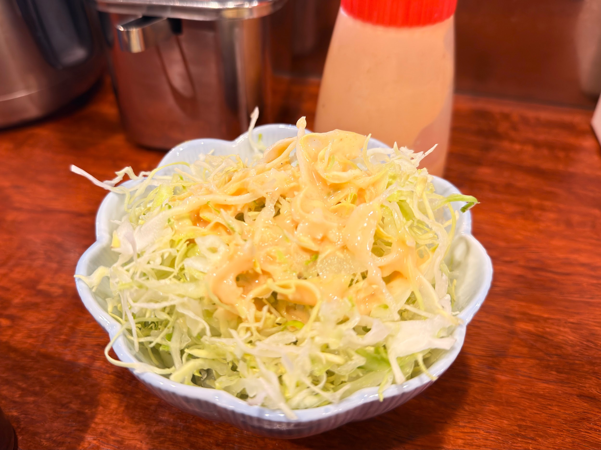 かつ進 三組坂下外神田店_キャベツ