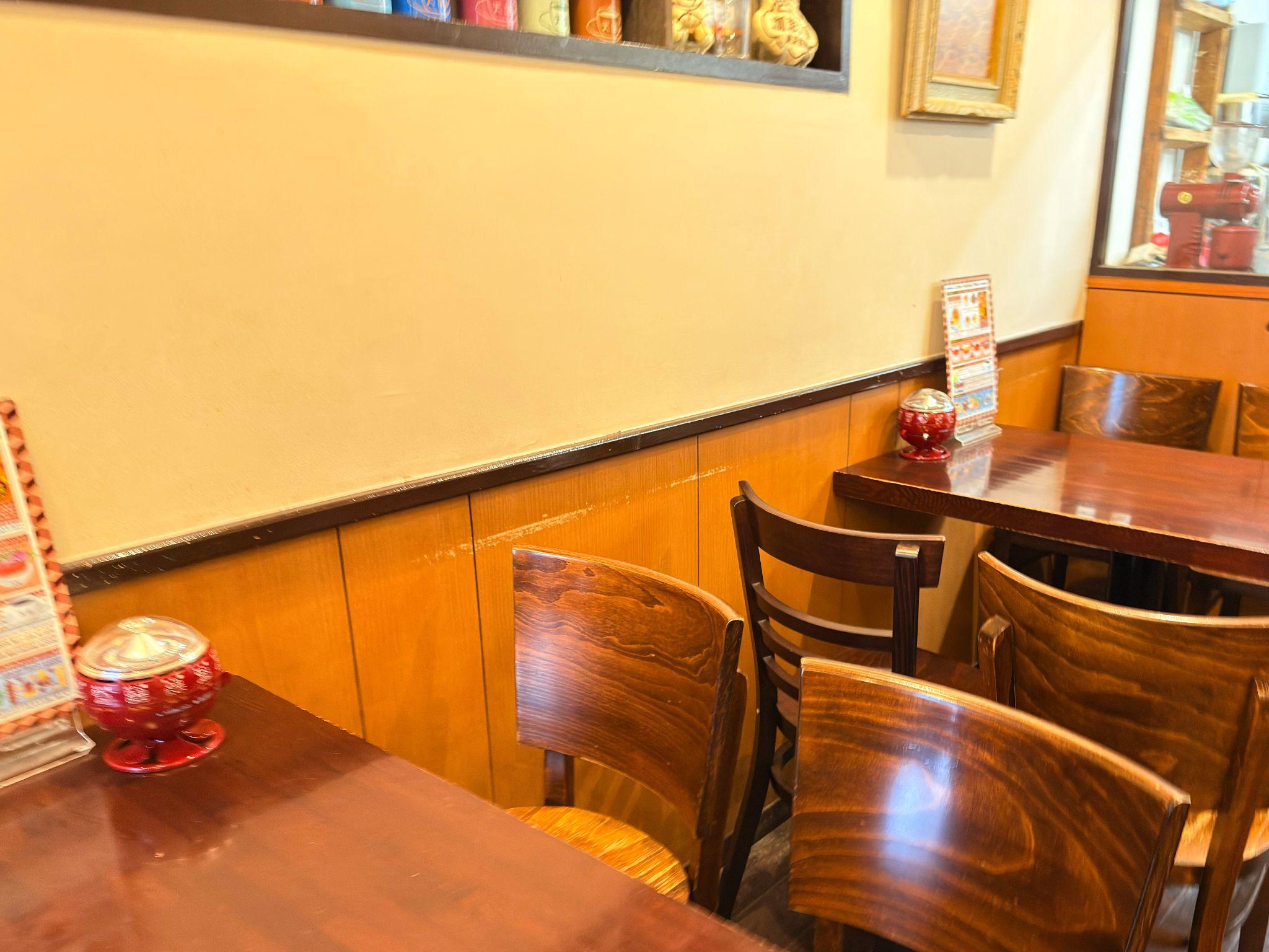 珈琲天国_テーブル席